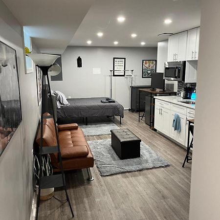 Urban Retreat Basement Studio Only Two Blocks From Metro! Off Street Parking! Washington Eksteriør bilde